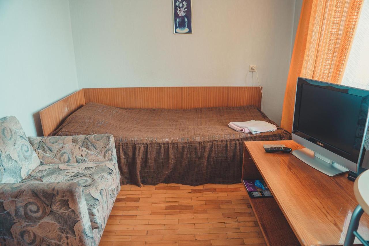 Hotell Paeaesuke Йигві Екстер'єр фото