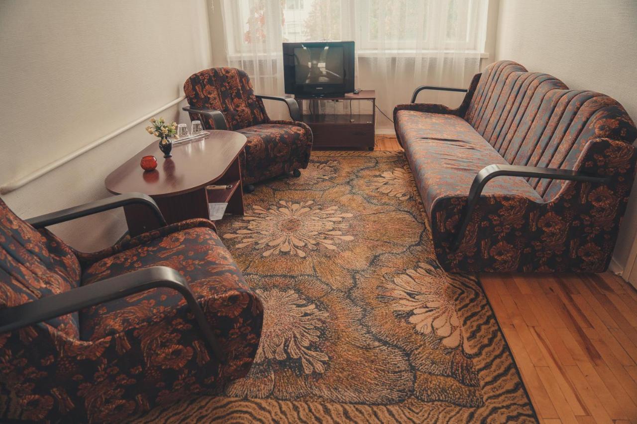 Hotell Paeaesuke Йигві Екстер'єр фото