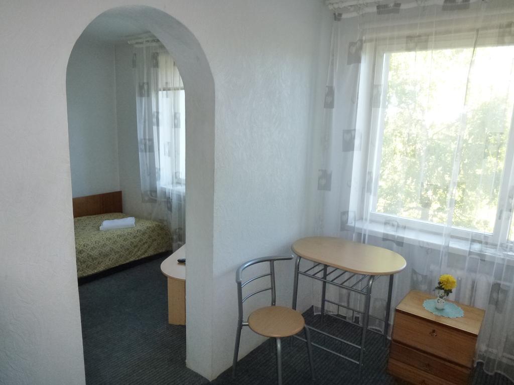 Hotell Paeaesuke Йигві Номер фото