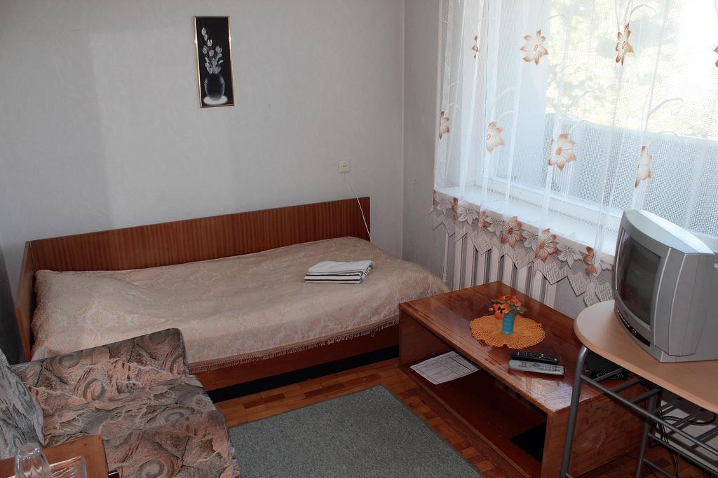 Hotell Paeaesuke Йигві Номер фото