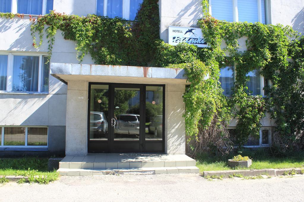Hotell Paeaesuke Йигві Екстер'єр фото